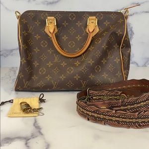 LOUIS VUITTON Speedy 30 classic monogram